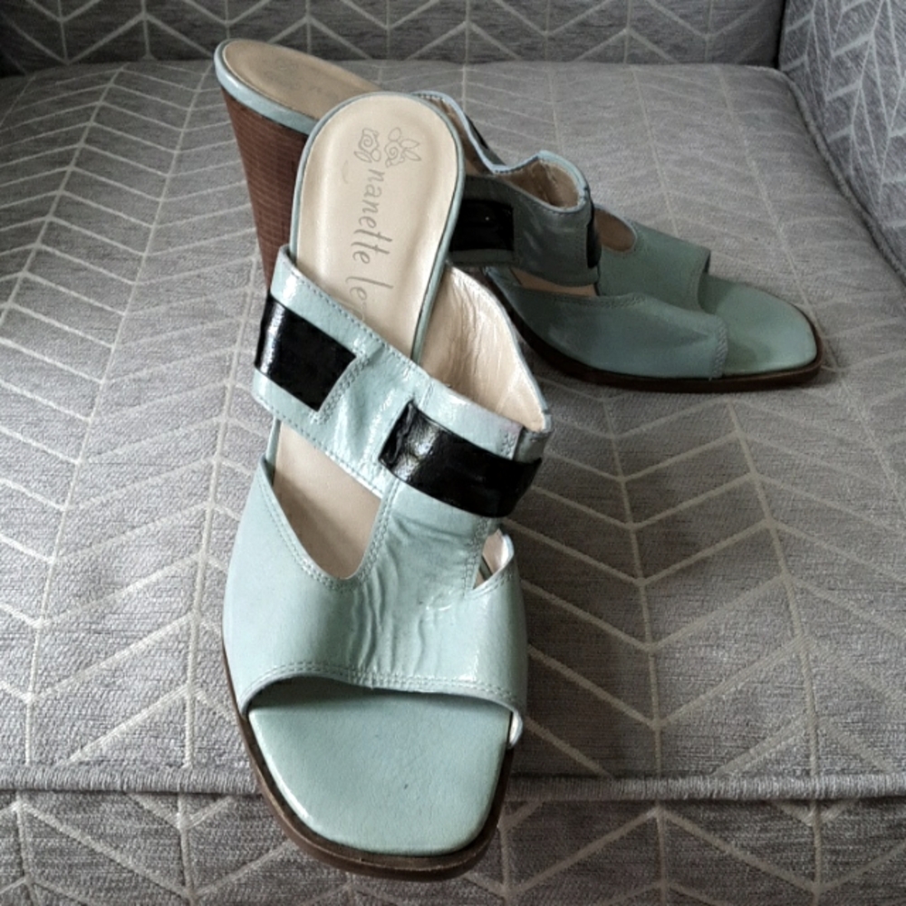 Nanette Lapore Italian sandals SZ 9
